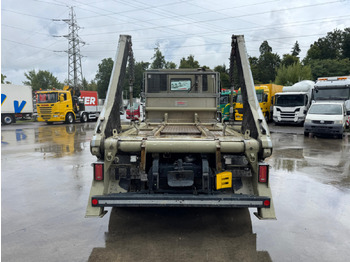 Camión portacontenedor de cadenas IVECO S Way 420 4x2 Trösch: foto 5