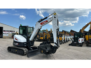 Miniexcavadora BOBCAT E55