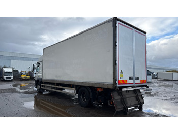 Camión caja cerrada DAF CF 260: foto 3