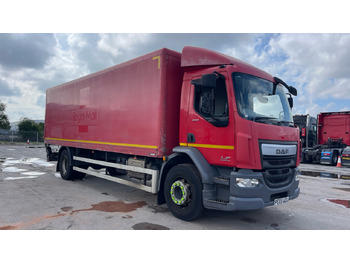Camión caja cerrada DAF LF 220