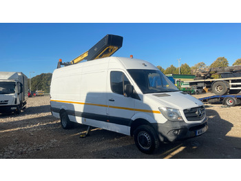 Camión con plataforma elevadora MERCEDES-BENZ Sprinter 516
