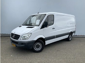 Furgón MERCEDES-BENZ Sprinter 311