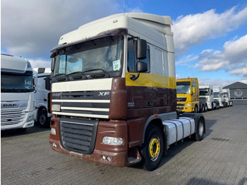 Cabeza tractora DAF XF 105 410