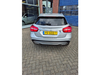 Coche Mercedes-Benz GLA 200 automaat Prestige: foto 4