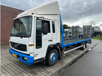 Camión portavehículos VOLVO FL6