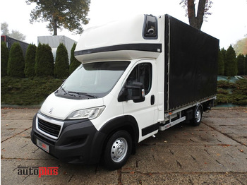 Furgoneta con caja de lona PEUGEOT Boxer