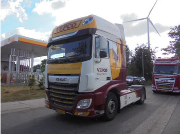 Cabeza tractora DAF XF 460