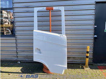 Puerta y piezas SCANIA S
