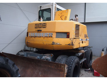 Excavadora LIEBHERR