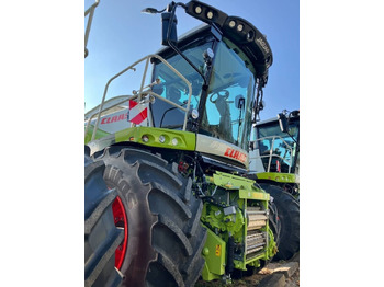 Cosechadora de forraje CLAAS Jaguar 950