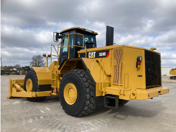 Bulldozer CATERPILLAR