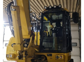 Excavadora de ruedas Komatsu PW 138 MR: foto 5