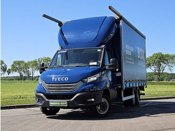 Furgoneta con caja de lona IVECO Daily