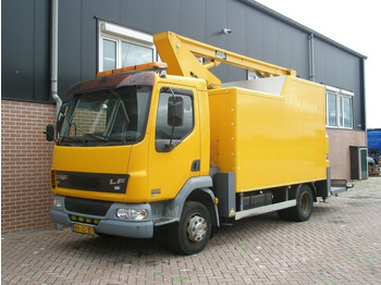 Plataforma elevadora DAF LF 45