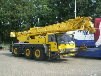 Grúa todo terreno LIEBHERR LTM 1040