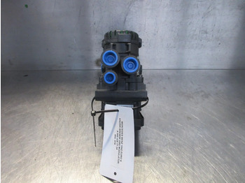 Piezas de recambio para Camión Mercedes-Benz A 000 429 77 24 EBS MODULATOR BENZ 1945 MP4 EURO 6: foto 2