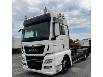 Camión chasis MAN TGX 26.460