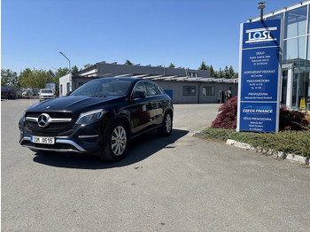 Coche MERCEDES-BENZ