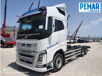 Camión chasis VOLVO FH16 750