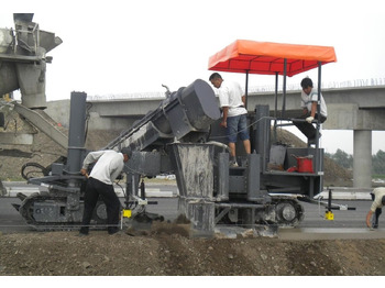 Pavimentadora de encofrado deslizante nuevo Kinglink MC5000 Concrete slipform paver for road ditch and gutter: foto 5