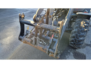 Leasing de Terex TL80 4X4 + tools Terex TL80 4X4 + tools: foto 5 Leasing de Terex TL80 4X4 + tools Terex TL80 4X4 + tools: foto 5