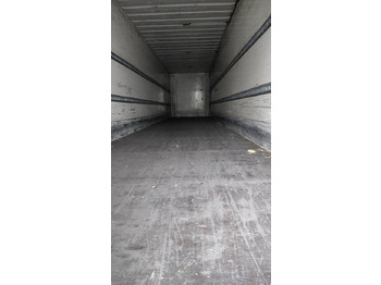 Semirremolque caja cerrada Krone Umpiputki, vahvalla katolla: foto 3 Semirremolque caja cerrada Krone Umpiputki, vahvalla katolla: foto 3