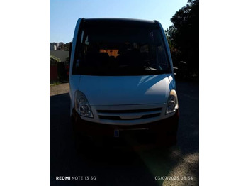 Minibús IVECO