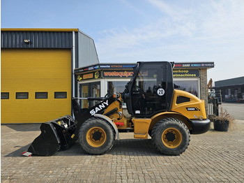 Cargadora de ruedas