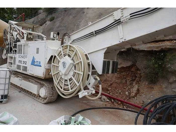 Perforadora Schaeff ITC312: foto 4