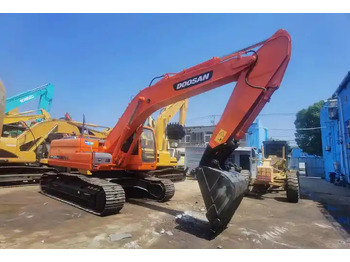 Excavadora de cadenas 22tons Used Excavator Doosan DX225 In Good Condition Used Original doosan 225 excavator: foto 4 Excavadora de cadenas 22tons Used Excavator Doosan DX225 In Good Condition Used Original doosan 225 excavator: foto 4