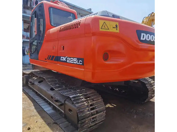 Excavadora de cadenas 22tons Used Excavator Doosan DX225 In Good Condition Used Original doosan 225 excavator: foto 2 Excavadora de cadenas 22tons Used Excavator Doosan DX225 In Good Condition Used Original doosan 225 excavator: foto 2