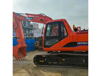 Excavadora de cadenas DOOSAN DH150LC-7