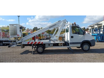 Leasing de Iveco Daily Multitel 160 ALU DS - 16m  Iveco Daily Multitel 160 ALU DS - 16m: foto 4