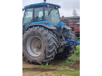 Tractor FORD 8670: foto 3