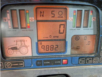 Tractor FORD 8670: foto 4