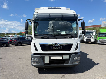 Camión lona MAN TGM 15.290
