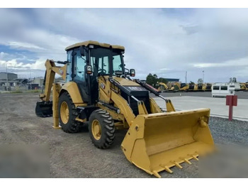 Retroexcavadora CATERPILLAR