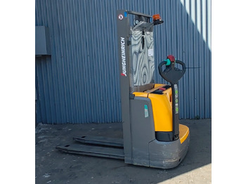 Apilador JUNGHEINRICH EJC