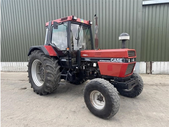 Tractor CASE IH XL