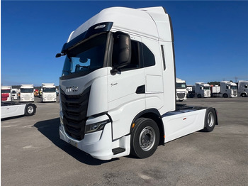 Cabeza tractora IVECO S-WAY