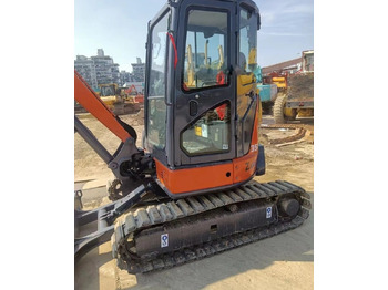 Miniexcavadora HITACHI ZX35