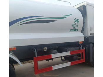 Leasing de Sinotruk Howo 371 Sinotruk Howo 371: foto 4 Leasing de Sinotruk Howo 371 Sinotruk Howo 371: foto 4