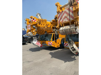 Autogrúa DEMAG