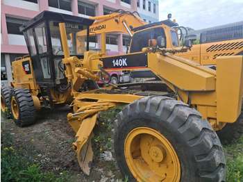Grader CATERPILLAR 140K