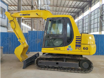 Excavadora de cadenas KOMATSU PC60-7: foto 2
