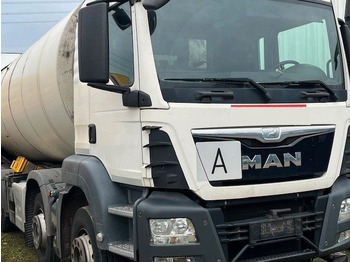 Camión de basura MAN TGS 35.360