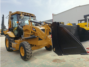 Retroexcavadora CATERPILLAR 420F