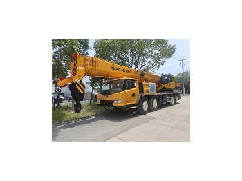 Autogrúa XCMG QY70KC