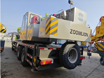 Autogrúa ZOOMLION ZTC250V
