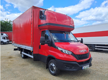 Furgoneta con caja de lona IVECO Daily